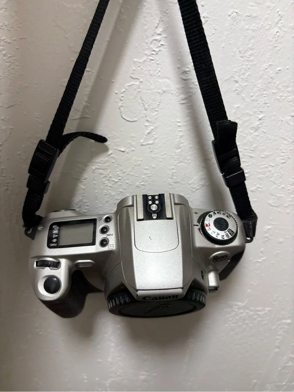 Canon Rebel 2000 SLR Camera Body in Silver and Black with Strap *WORKS*